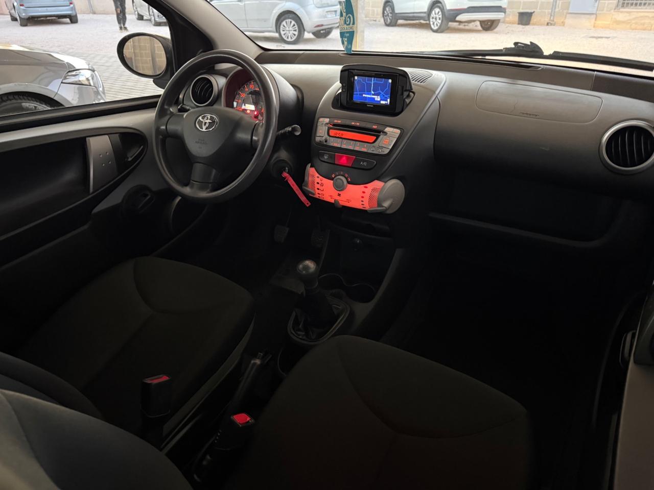 Toyota Aygo 1.0 12V VVT-i 5 porte Active Connect
