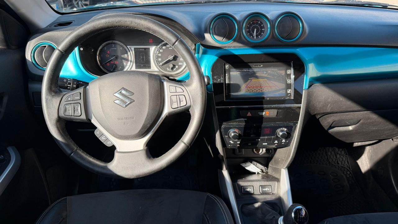 Suzuki Vitara 1.6 DDiS 4WD AllGrip V-Top bicolor turchese/tetto nero