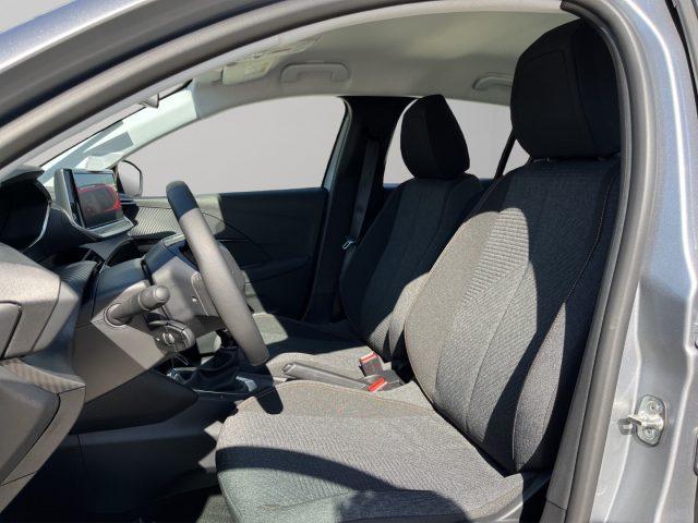PEUGEOT 208 1.2 Style