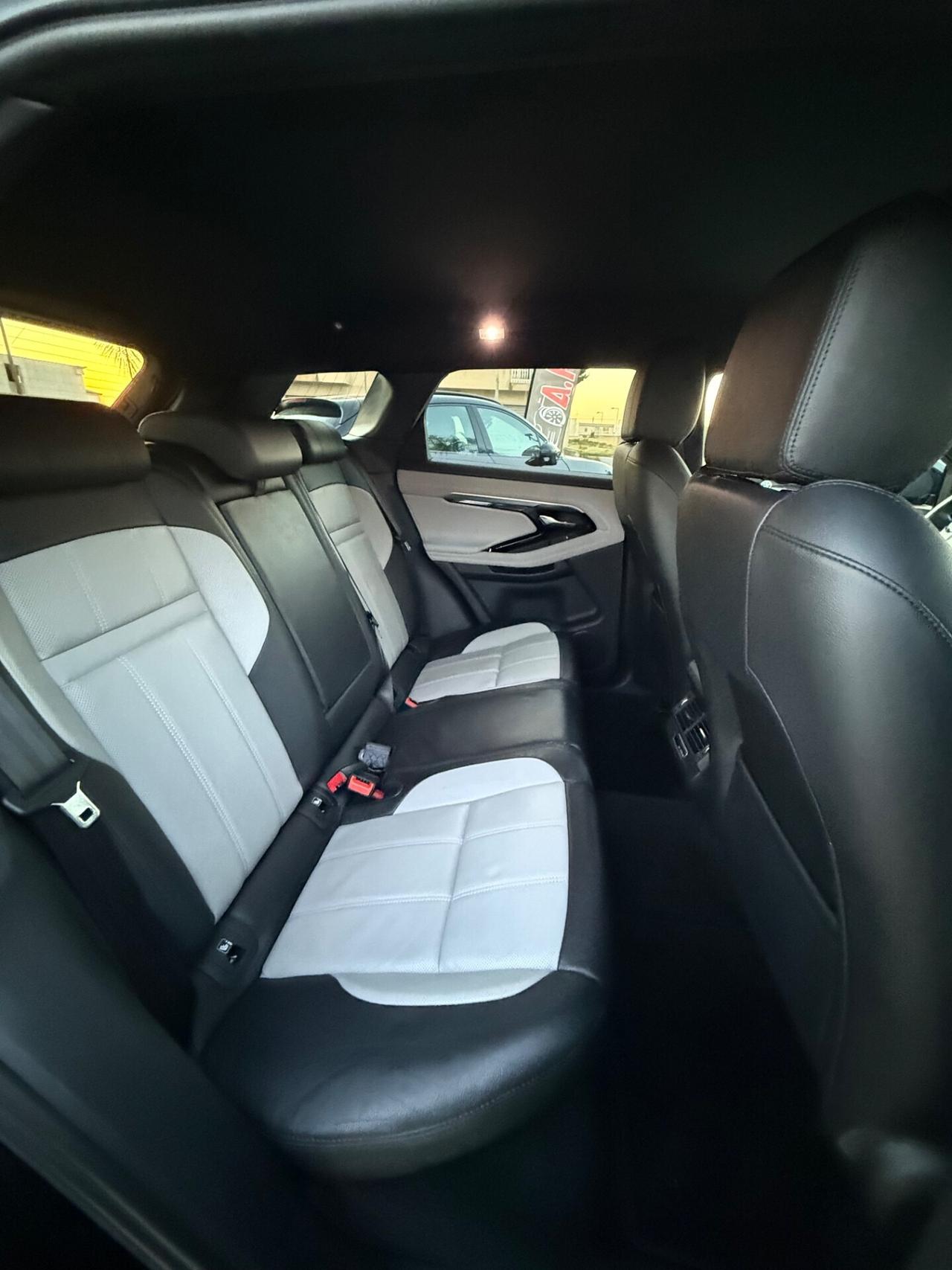 Land Rover Range Evoque 2.0D I4 180 CV AWD Auto R-Dynamic