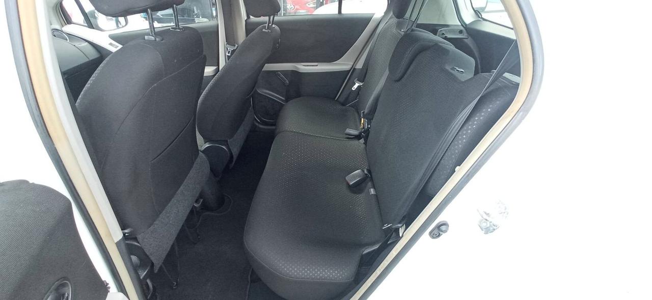 Toyota Yaris 1.4 D-4D 1 PROPRIETARIO