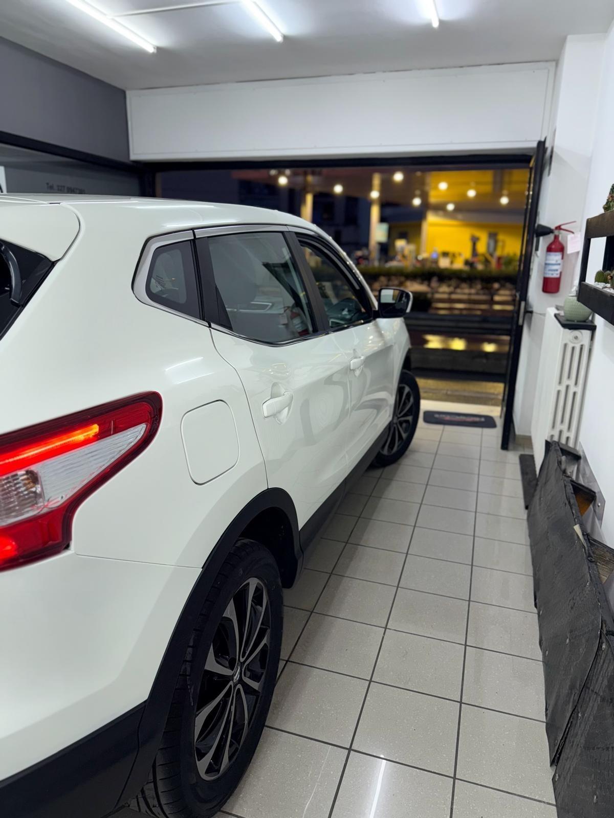 Nissan Qashqai 1.5 dCi DPF Visia