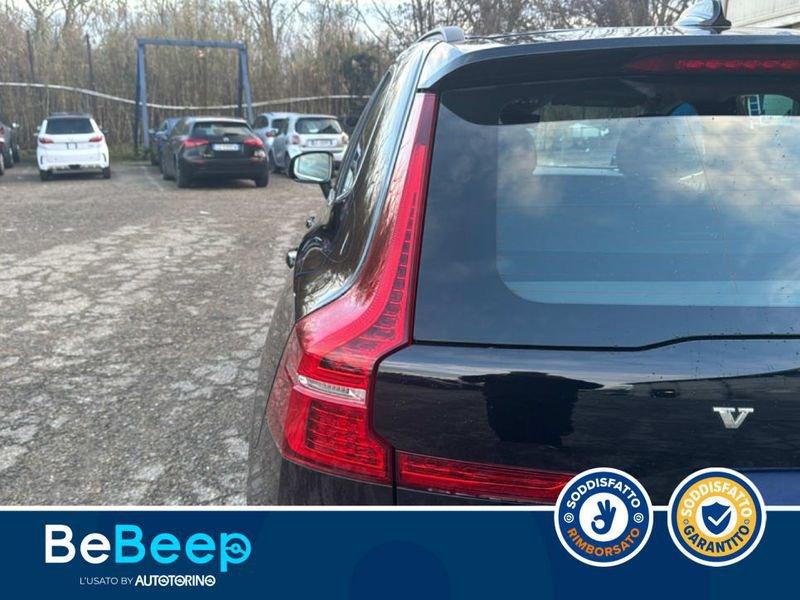 Volvo XC60 2.0 B4 CORE AUTO