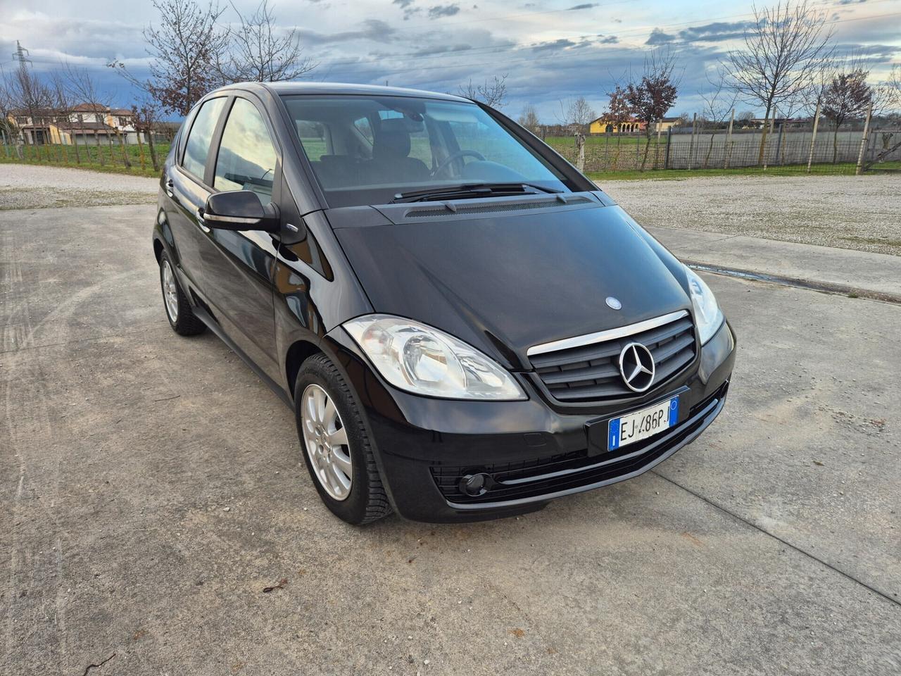 Mercedes-benz A 160 CDI BlueEFFICIENCY Avantgarde