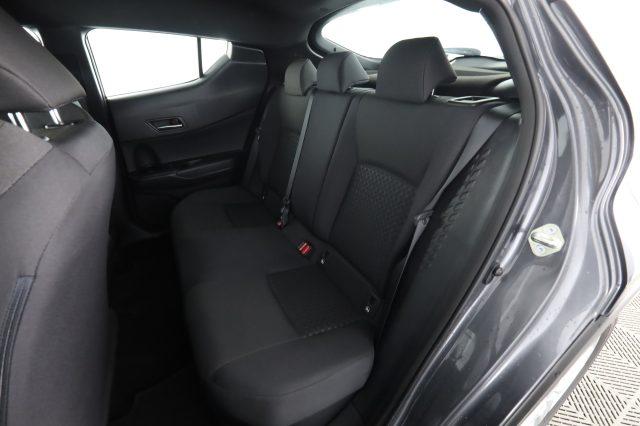 TOYOTA C-HR C-HR 1.8 Hybrid E-CVT Business