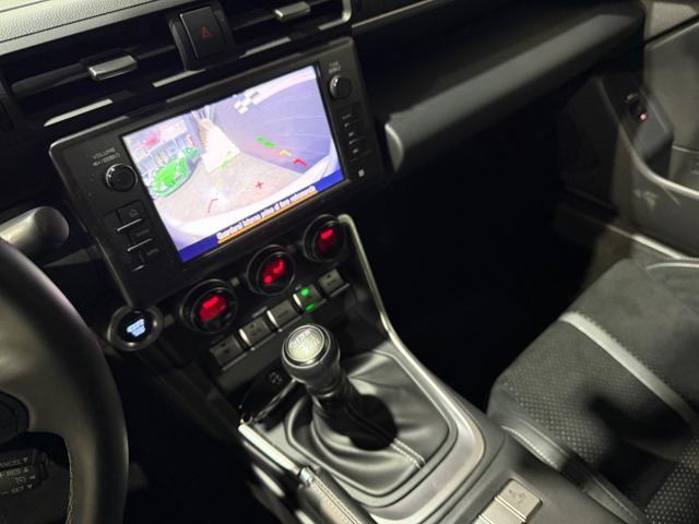 TOYOTA GR86 WHITE PERLA MILTEK PREMIUM SPORT