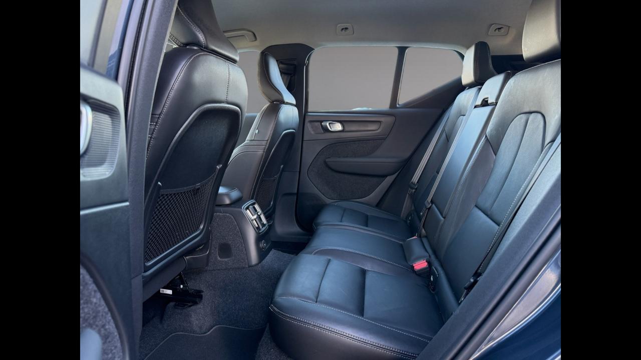 VOLVO XC40 - XC40 1.5 t4 phev Inscription auto my21