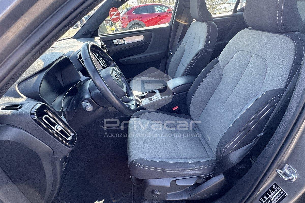 VOLVO XC40 T5 Recharge Plug-in Hybrid R-design