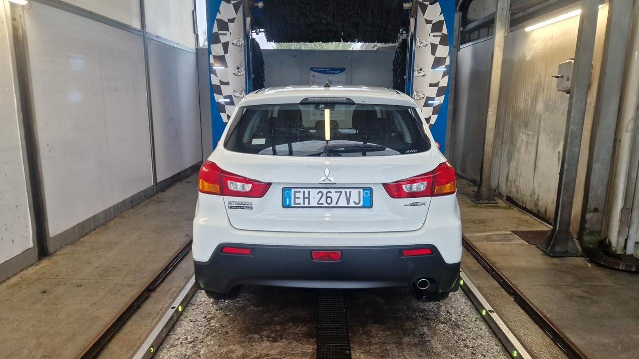 Mitsubishi ASX 1.8 DI-D 150CV 4WD perfetta e garantita