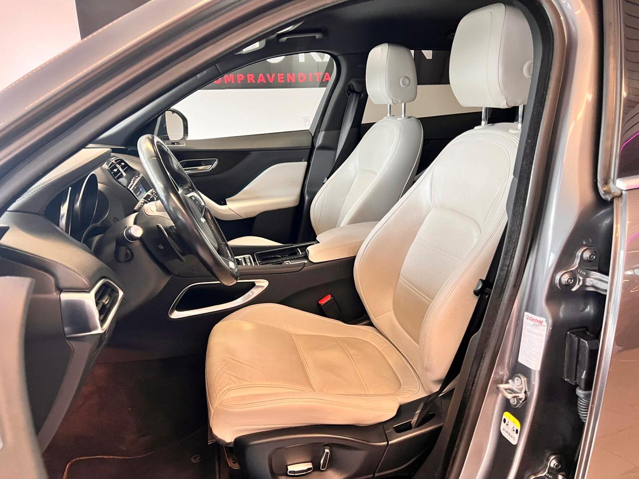 Jaguar F-Pace 2.0 D 180 CV AWD aut. Portfolio