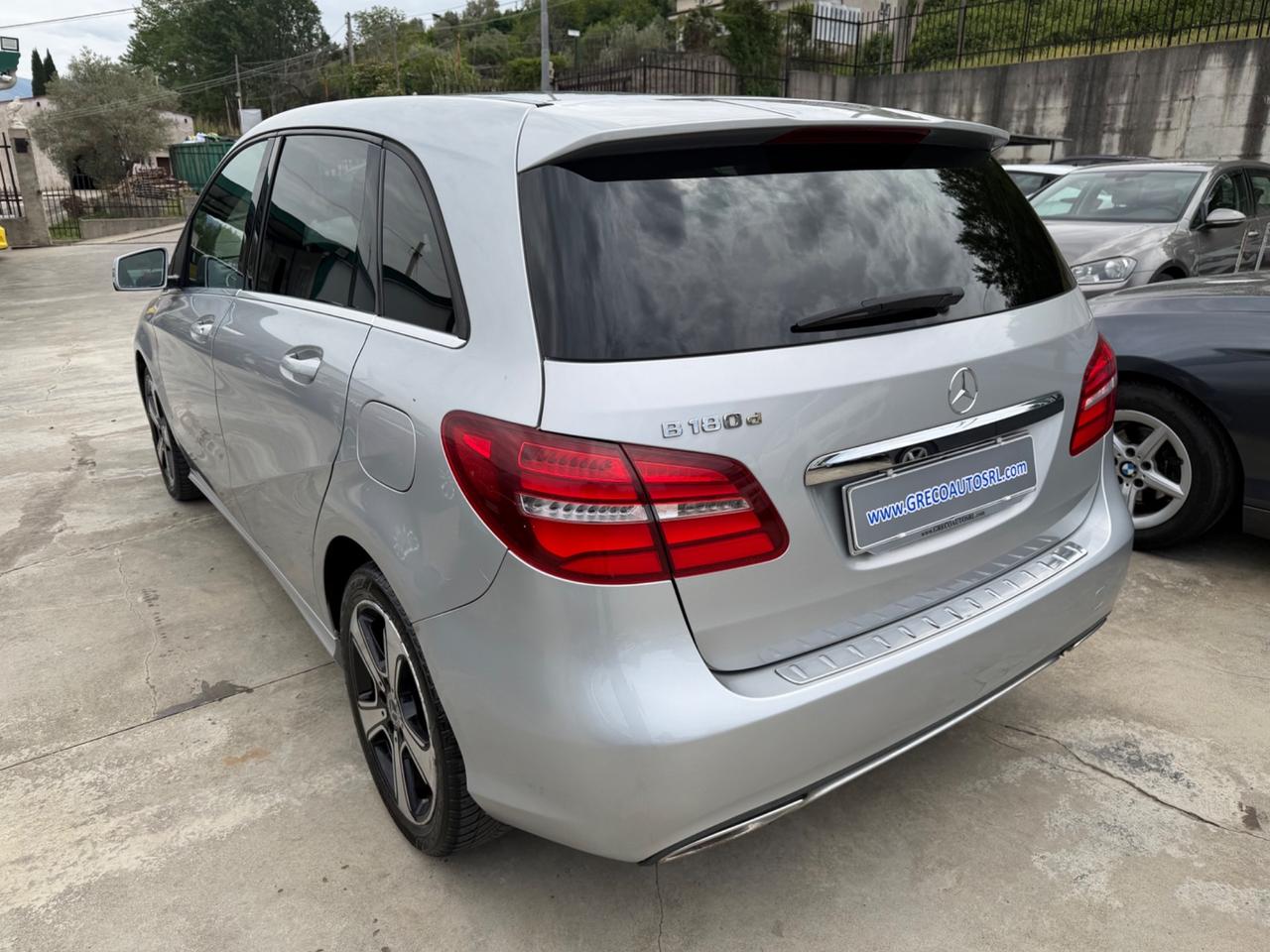 Mercedes-benz B 180 d Premium
