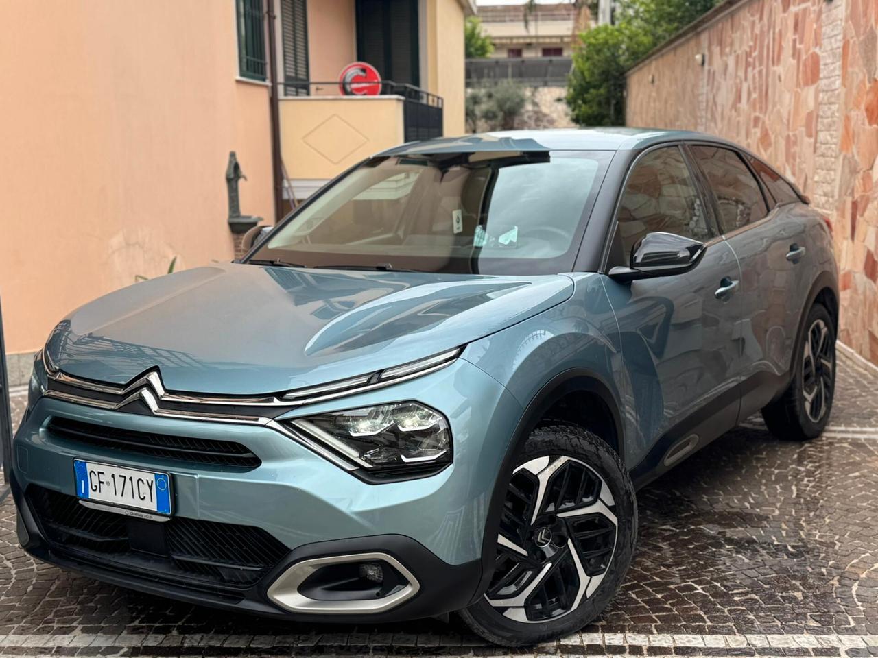 Citroen C4 BlueHDi 130 S&S EAT8 Shine