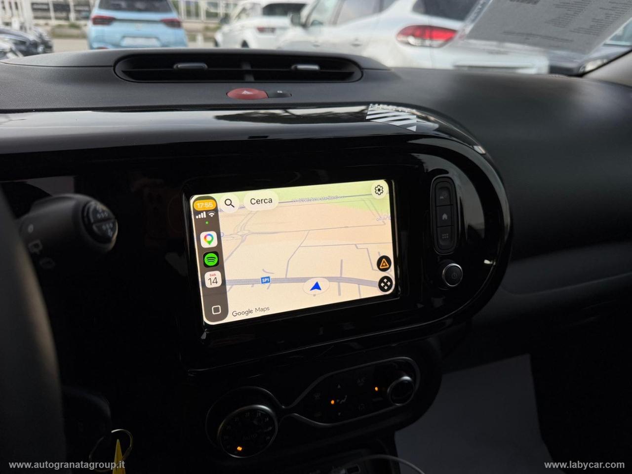 RENAULT Twingo SCe 65 CV Urban Night PARI NUOVO!