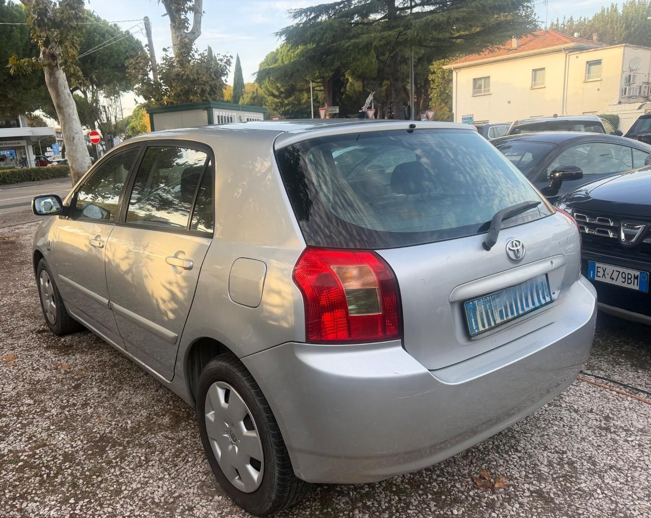 Toyota Corolla 1.4 16V 5 porte