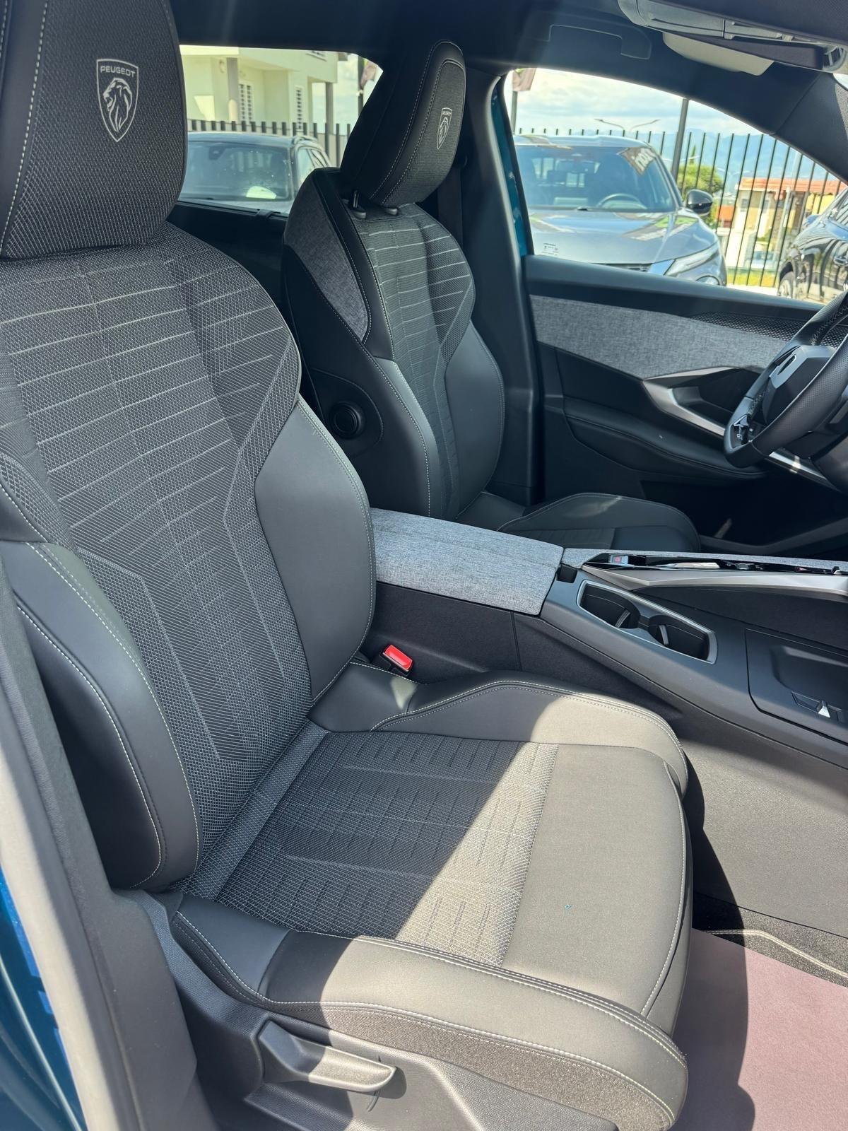 Peugeot 5008 Hybrid 145 e-DCS6 GT