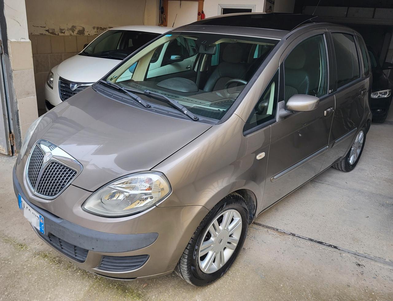 Lancia MUSA 1.4 16V Platino con tetto apribile