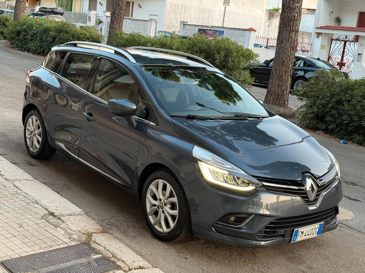 Renault Clio Sporter 1.5 dCi NAVI CAMERA PELLE