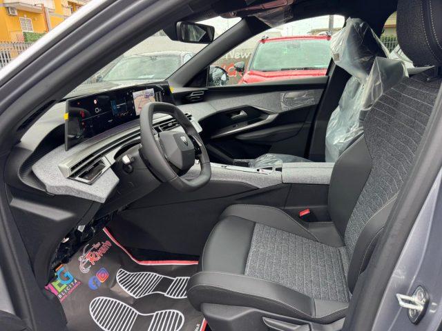 PEUGEOT 3008 Hybrid 145 e-DCS6 Allure KM 0