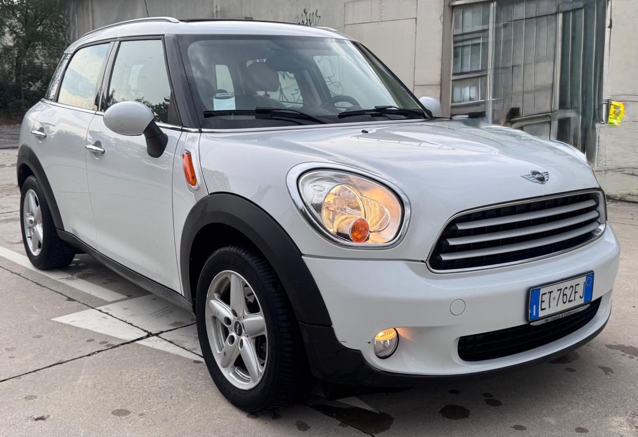 Mini Cooper Countryman benzina cambio automatico con doppio tetto !!!!