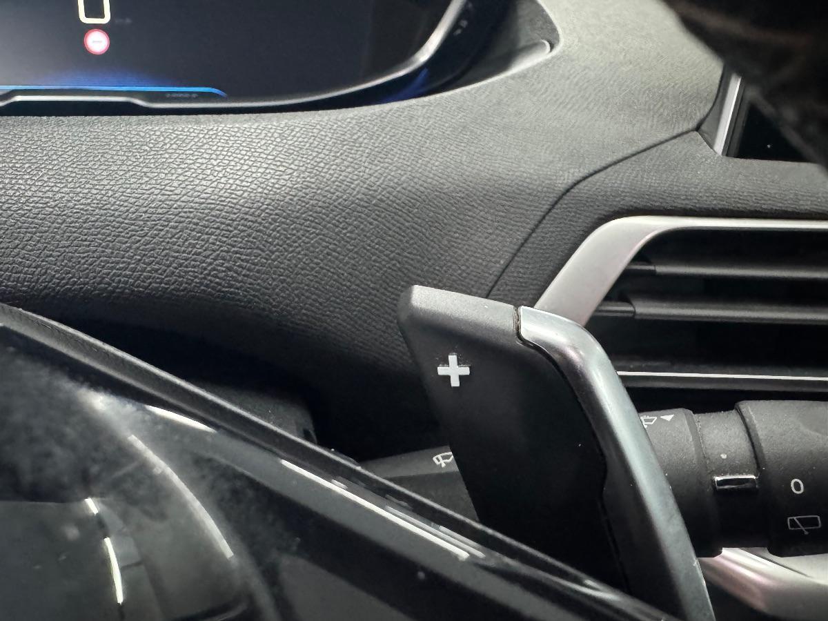 PEUGEOT 3008 BlueHDi 120 EAT6 S&S GT Line