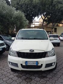 Mahindra Quanto C8 2.2 4WD N1