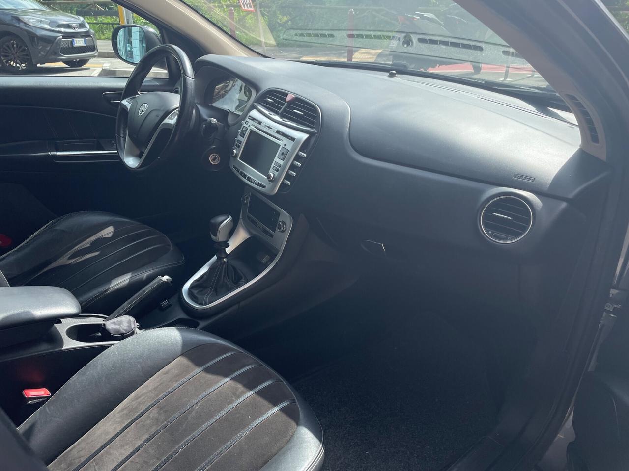 Lancia Delta 1.4T-Jet120CV Platino GPL/GARANZIA