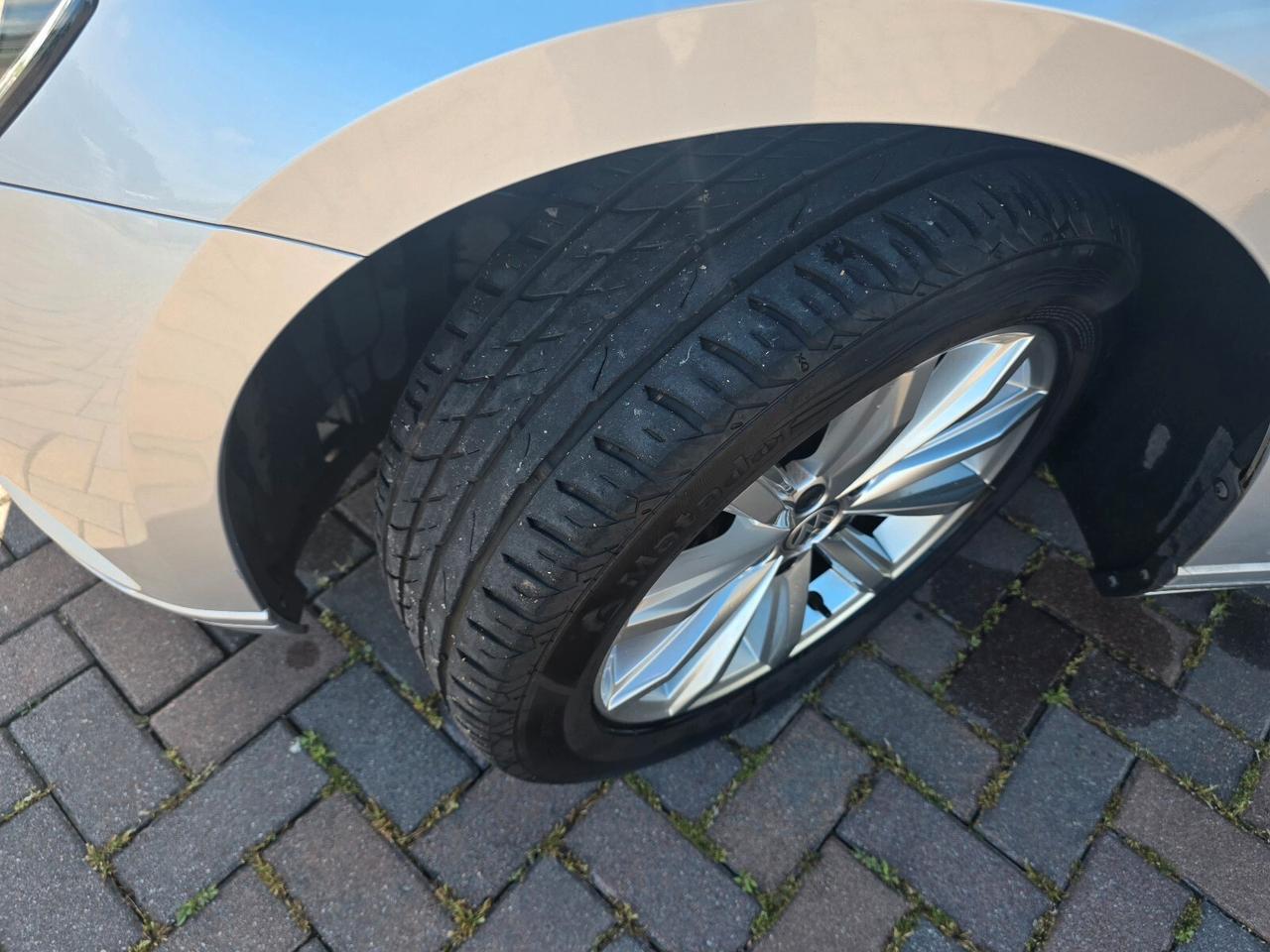 Volkswagen Passat Variant 1.6 TDI Business BlueMotion Technology