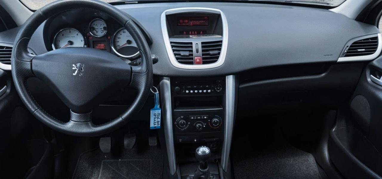 Peugeot 207 1.6 "65.000 KM" HDi 93CV SW Ciel Allure