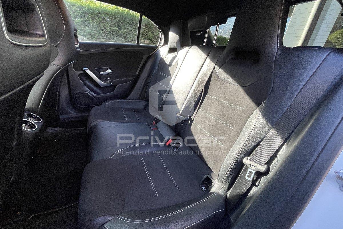 MERCEDES A 200 d Automatic Premium