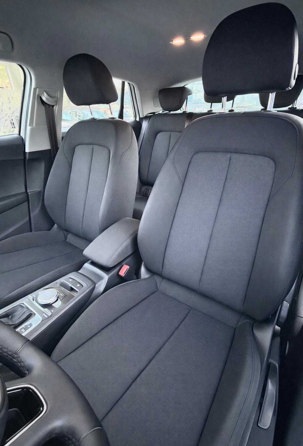 Audi Q2 2.0 Diesel Automatica Identity Black 115 Cv