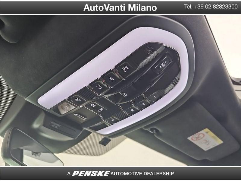 Porsche Macan 2.9 Turbo