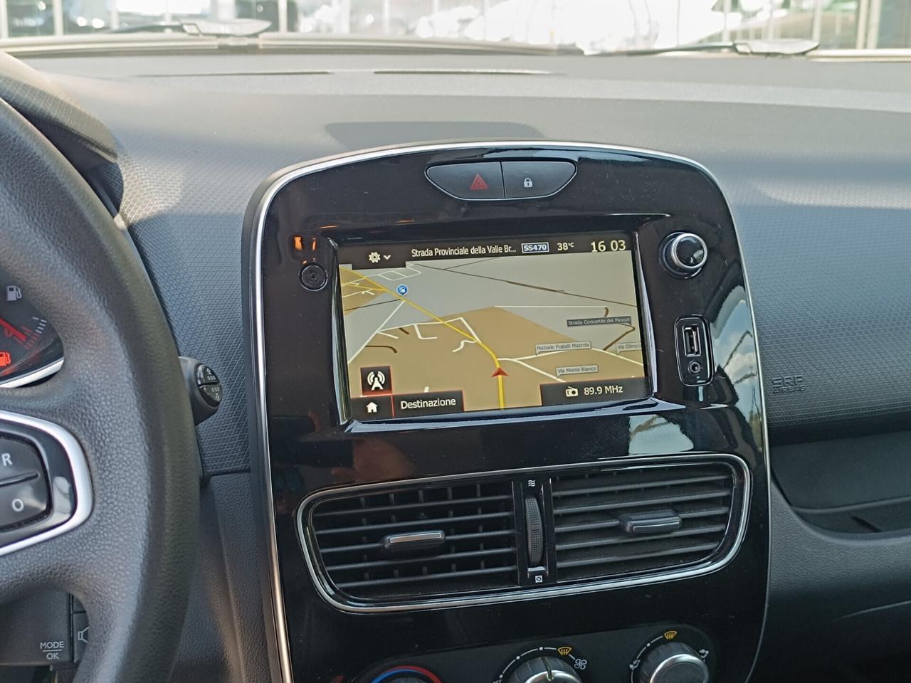 Renault Clio dCi 8V 90 CV EDC 5 porte Moschino Zen