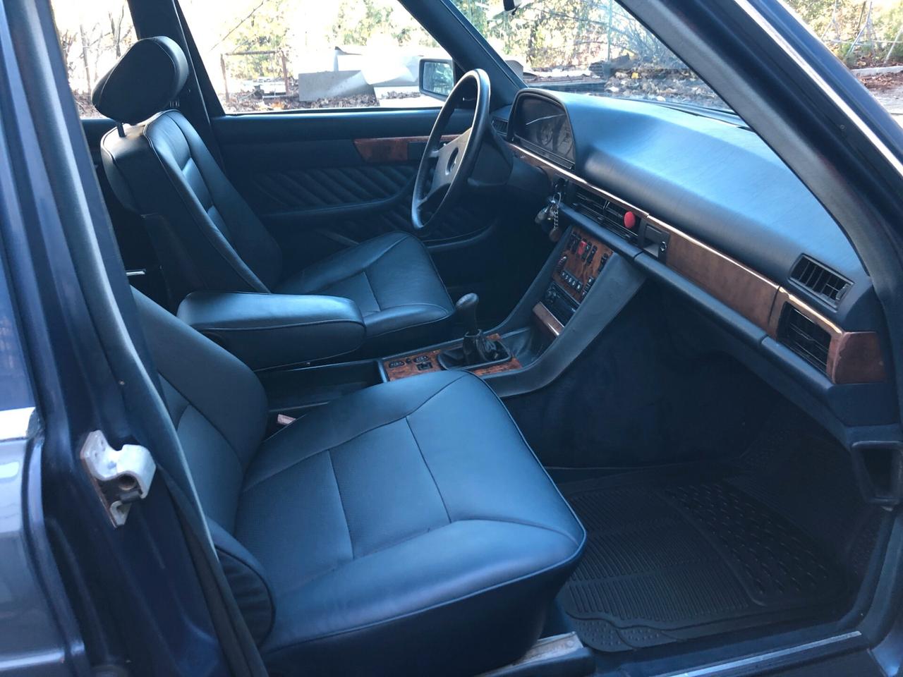 Mercedes-benz 300 SE W126