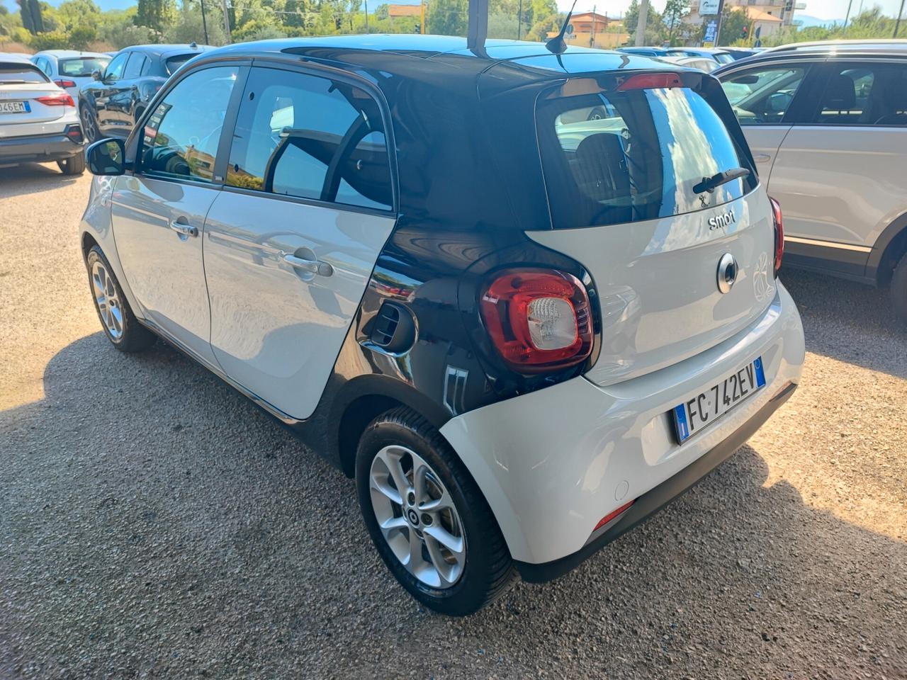 Smart ForFour 70 1.0 Prime