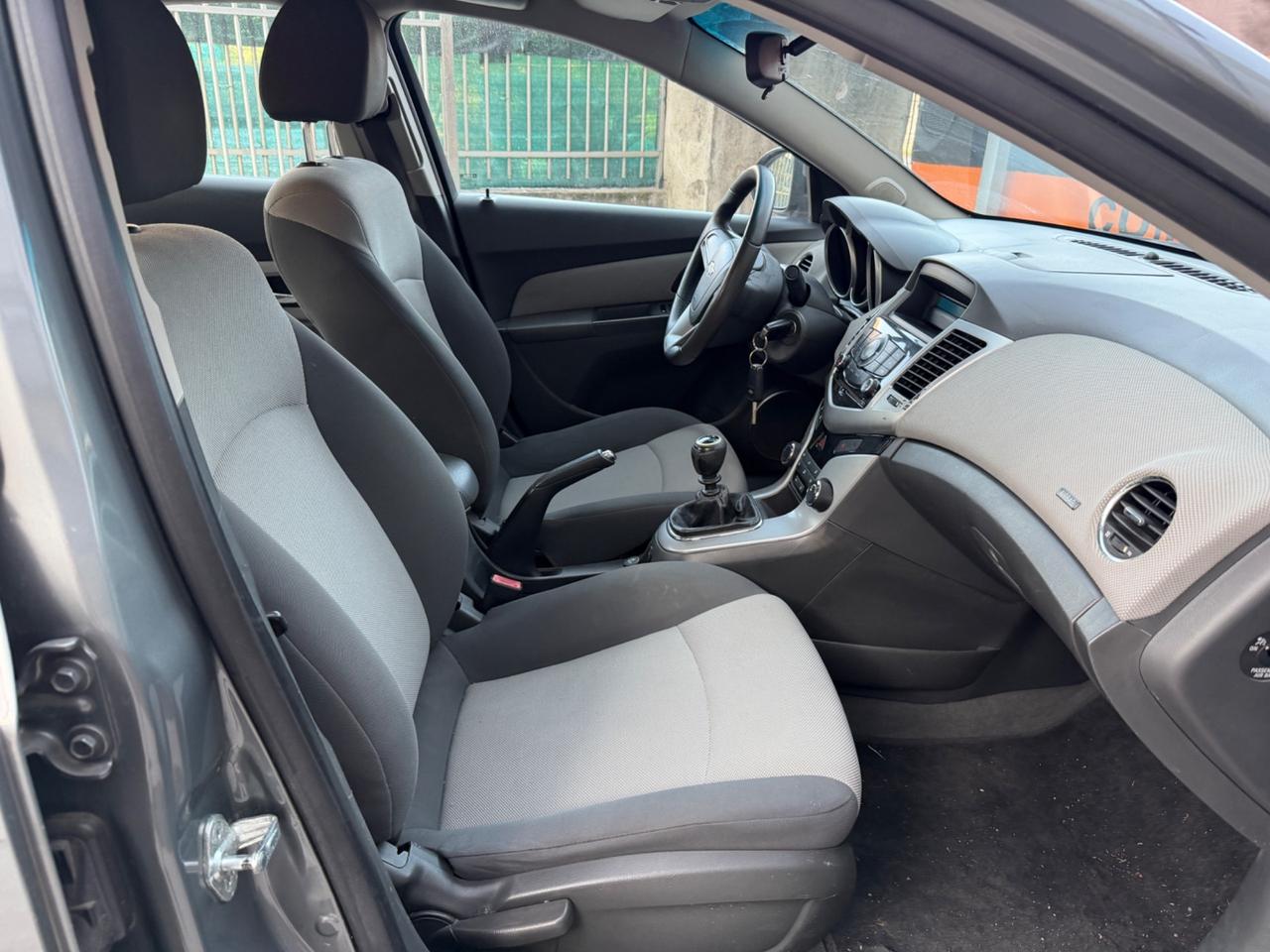 CHEVROLET CRUZE 1.6 BENZINA-GPL 2030 NEOPATENTATI