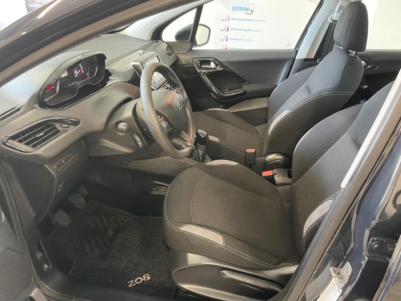 Peugeot 208 PureTech 82 5 porte Allure