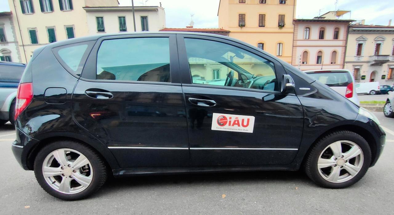 Mercedes-benz A 180 BlueEFFICIENCY Elegance