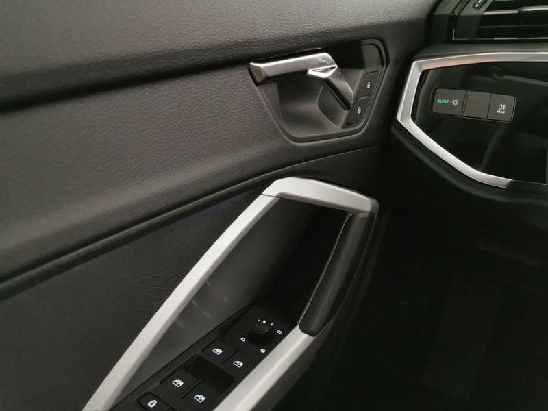 Audi Q3 I 2019 Sportback Sportback 35 2.0 tdi S Line Edition s-tronic