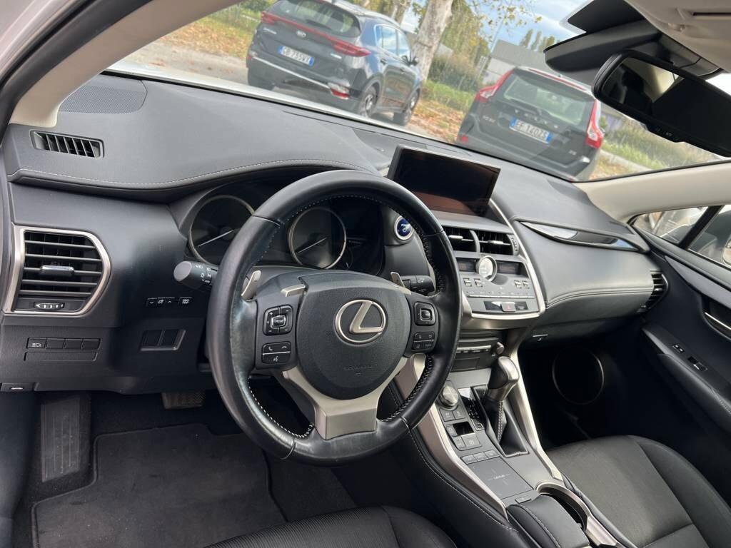 Lexus NX 300h NX Hybrid Business