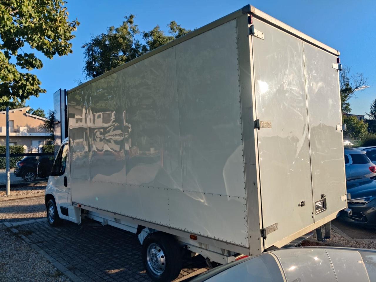 Peugeot Boxer 335 2.2 BlueHDi 140 S&S PLM-TM Furgone