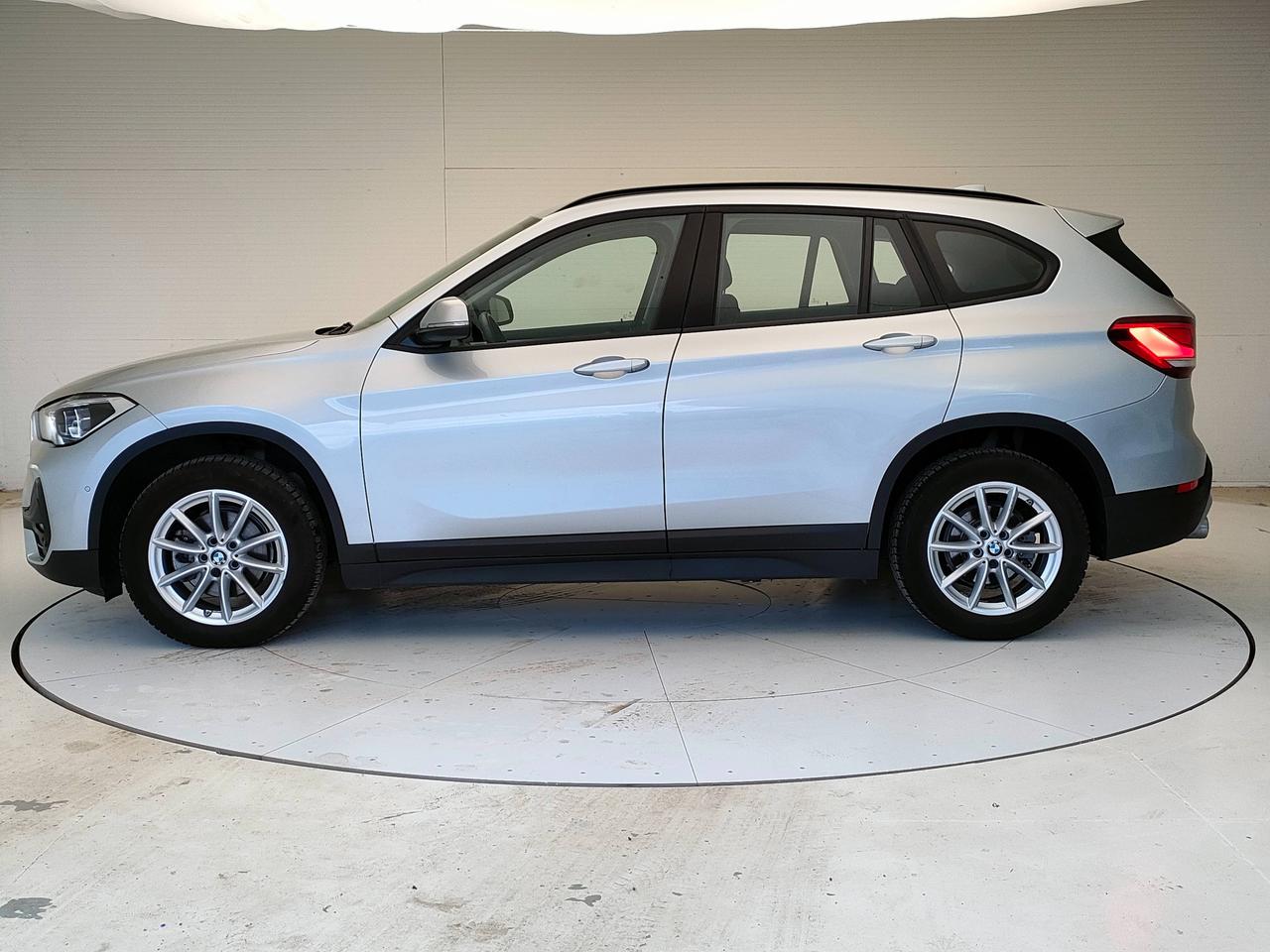 BMW X1 F48 2019 - X1 xdrive18d Advantage auto