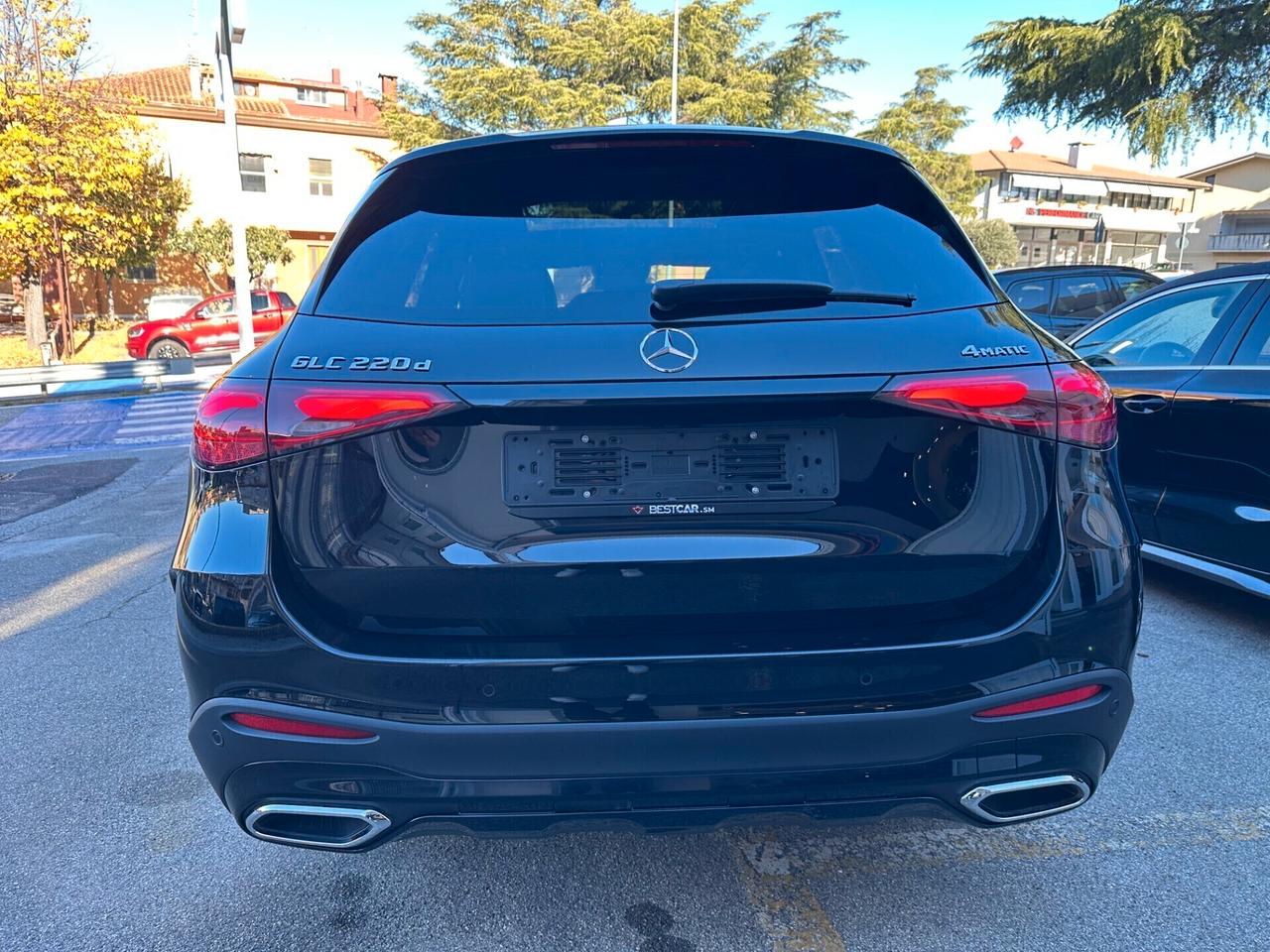 Mercedes-benz GLC 220 d 4M. AMG Premium_PANORAMA_FARI DIGITAL LED_ CAMERA 360_HEAD-UP_BLACK