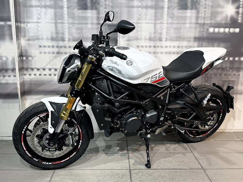 Benelli 752 S