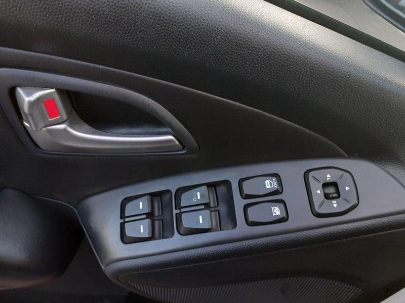 Hyundai ix35 2.0 CRDi 4WD 1°PROP - GARANZIA - KM CERTIFICATI