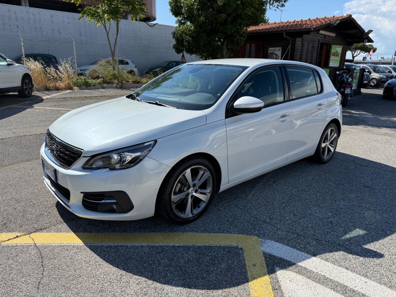 Peugeot 308 BlueHDi 130 S&S Active