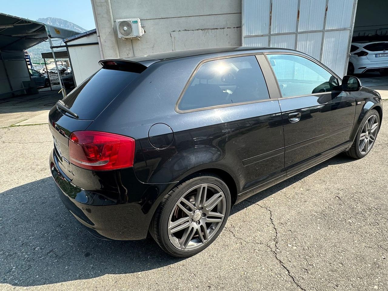 Audi A3 1.6 TDI 105 CV CR Ambition