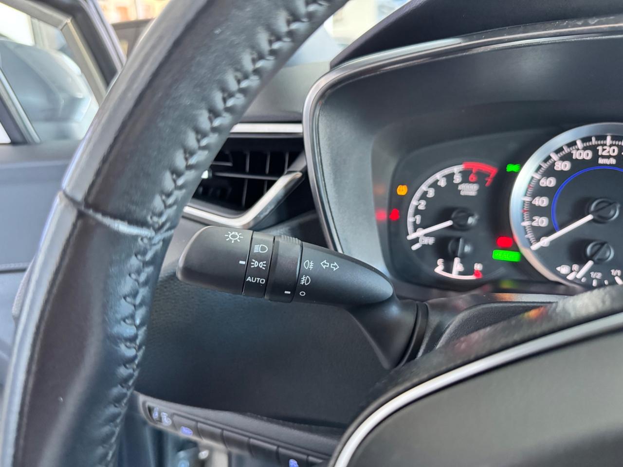 Toyota Corolla Touring Sports 1.8 Hybrid Active