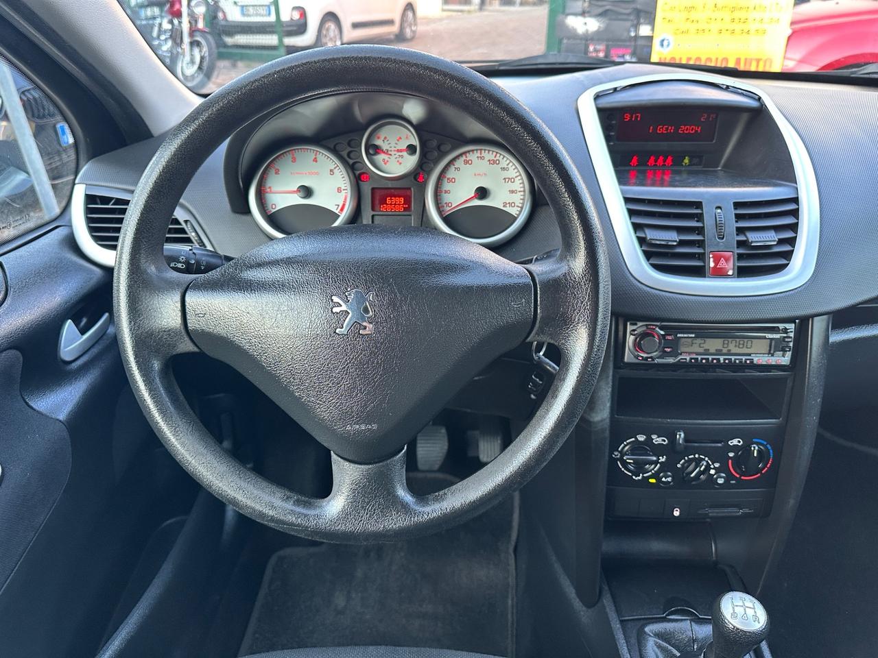 Peugeot 207 1.4 Benzina ok per neopatentati