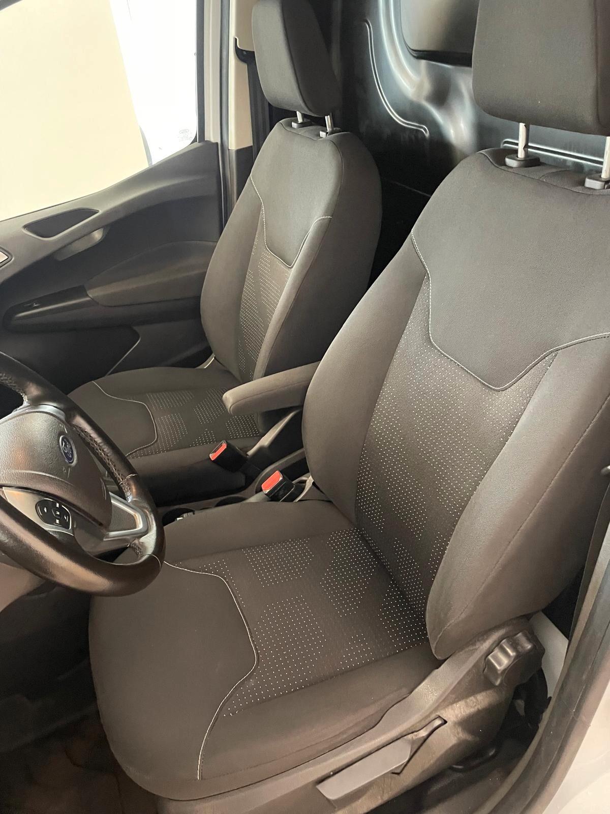 Ford Transit Courier 1.5 TDCi 75CV Van Trend