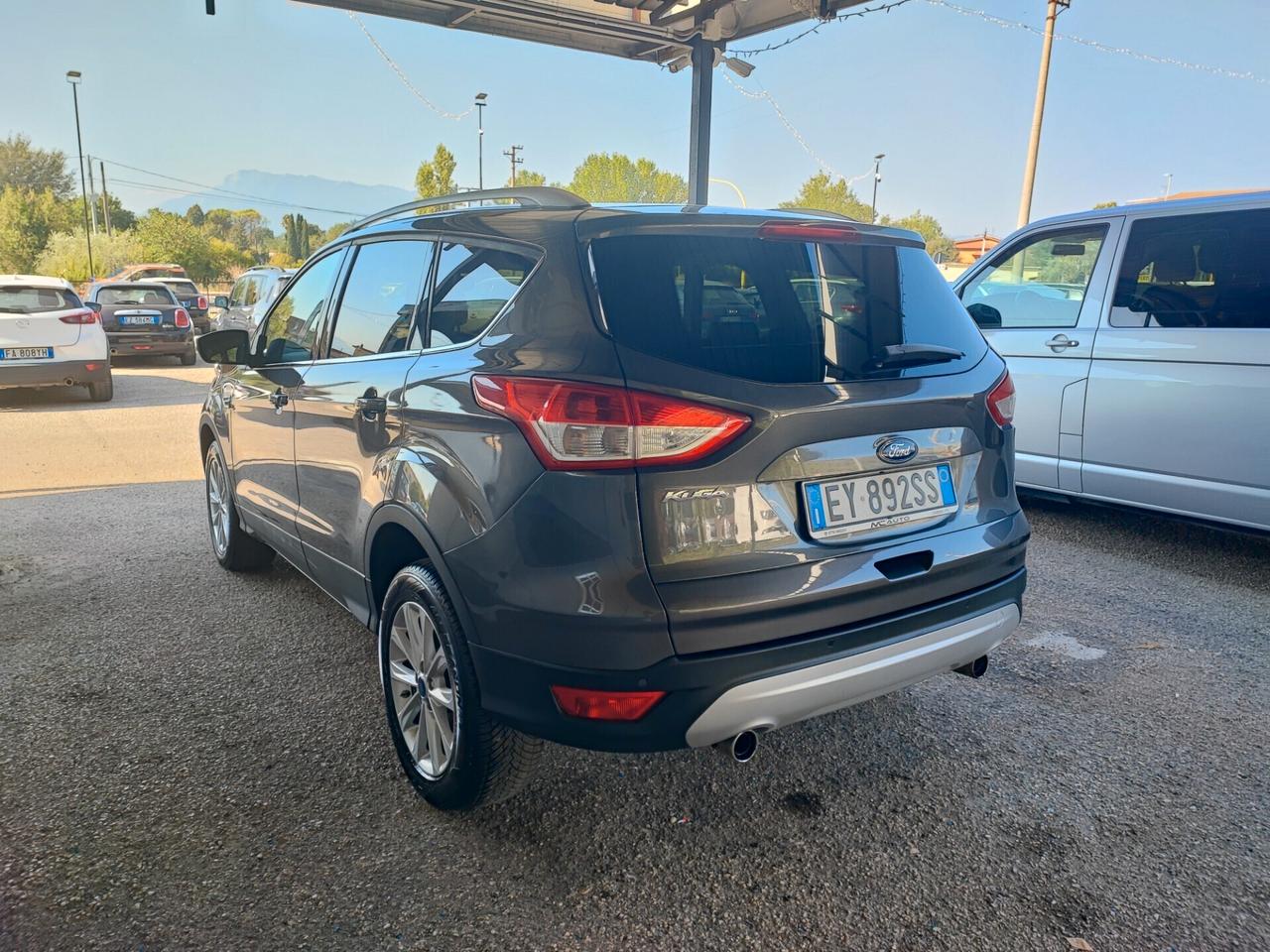 Ford Kuga 2.0 TDCI 120 CV S&S 2WD Titanium